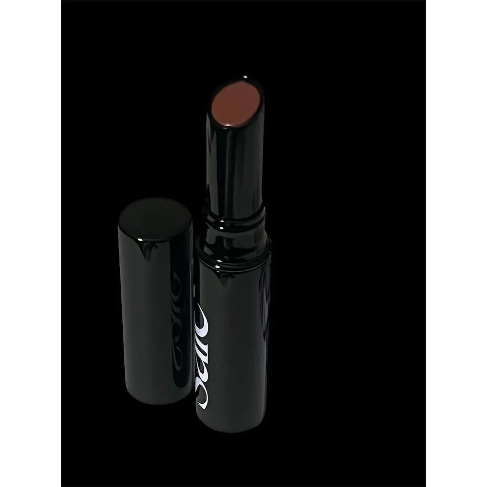 Saie Lip Blur Matte Lipstick Nouveau Blurring Effect 2.5g